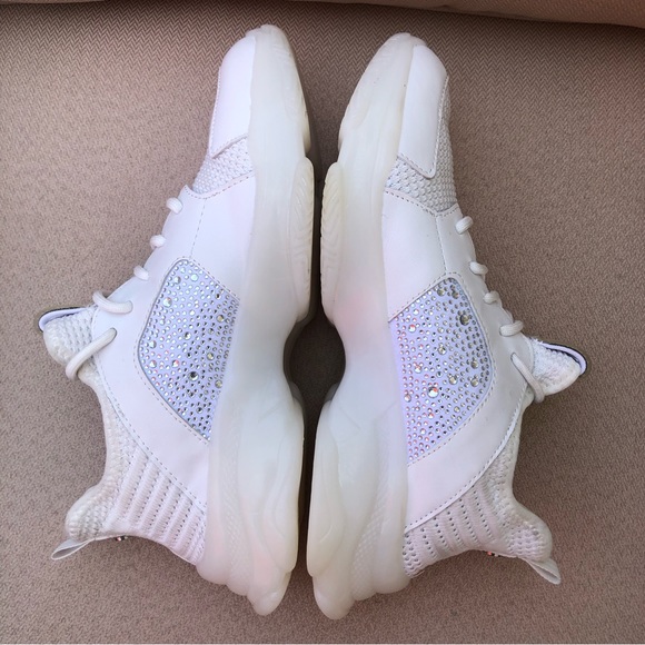 Madden NYC By Steve Madden White Athletic Rhinestone Bling Sneakers 6 (8.5) - Picture 6 of 16